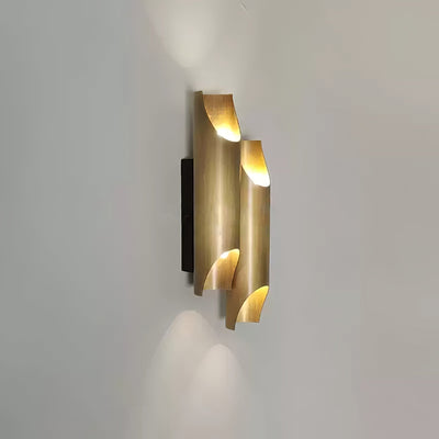 Zodoran Traditional Brass Wall Lamp