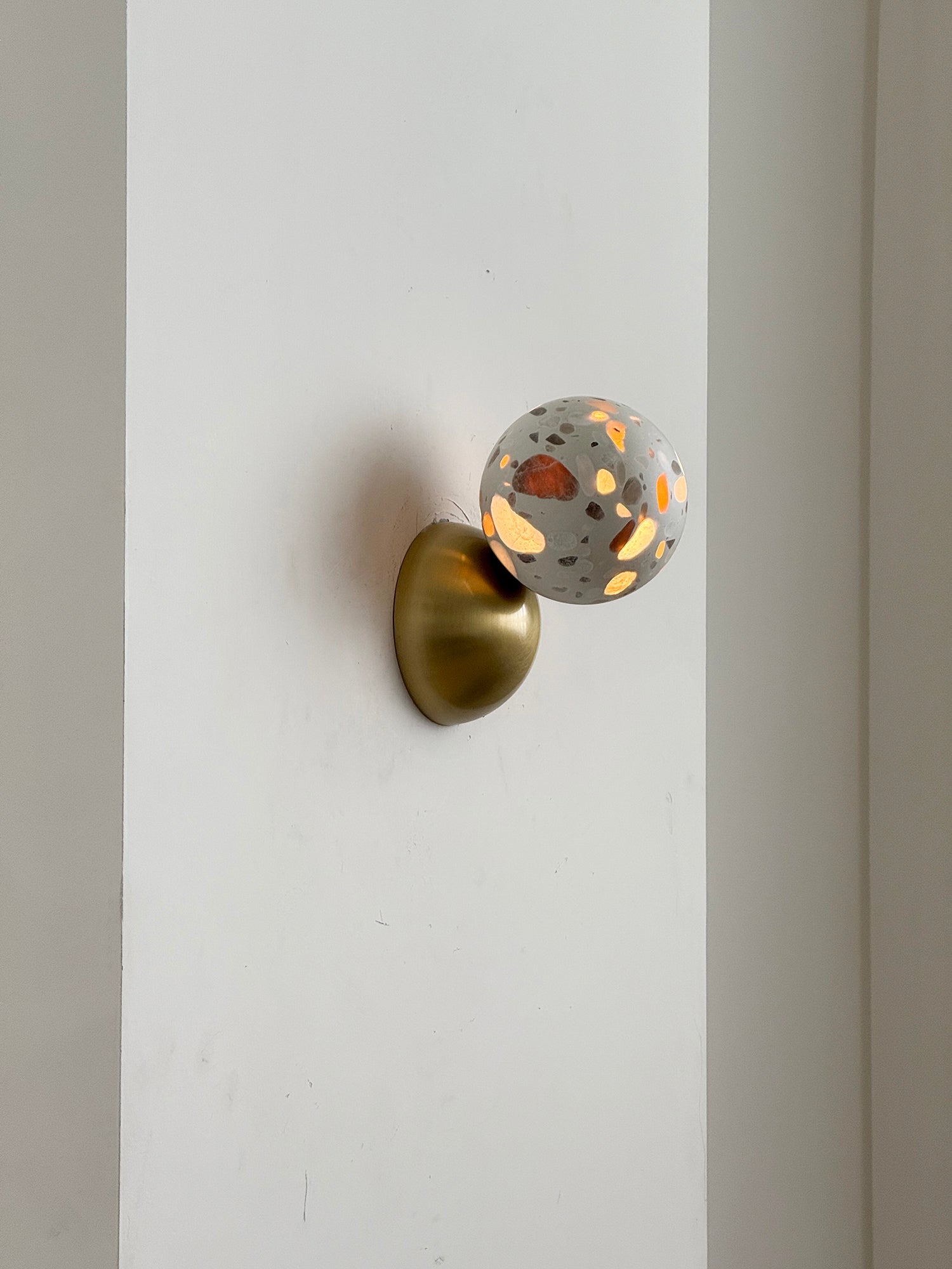 Terielora Wall Lamp