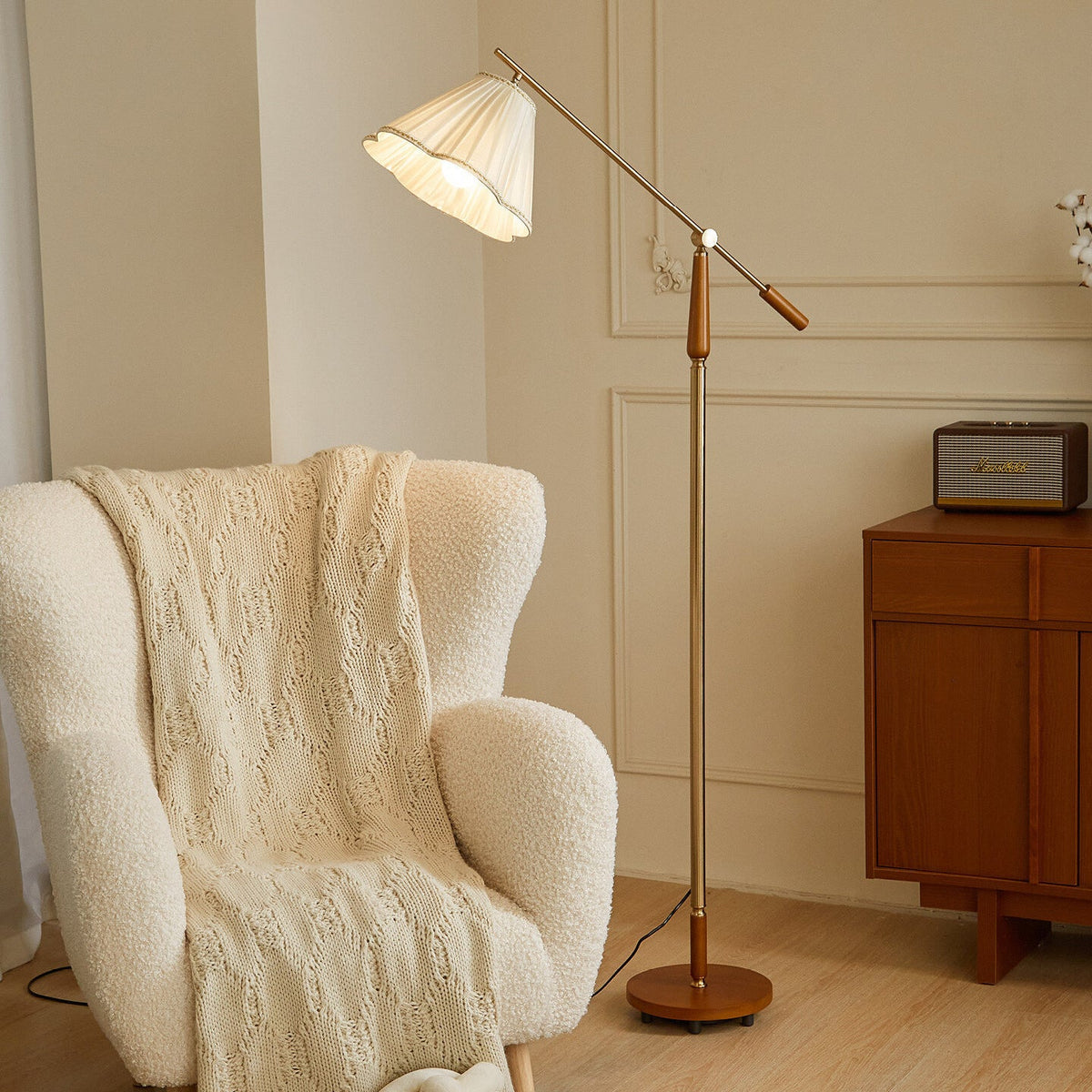 Keldenmont Floor Lamp