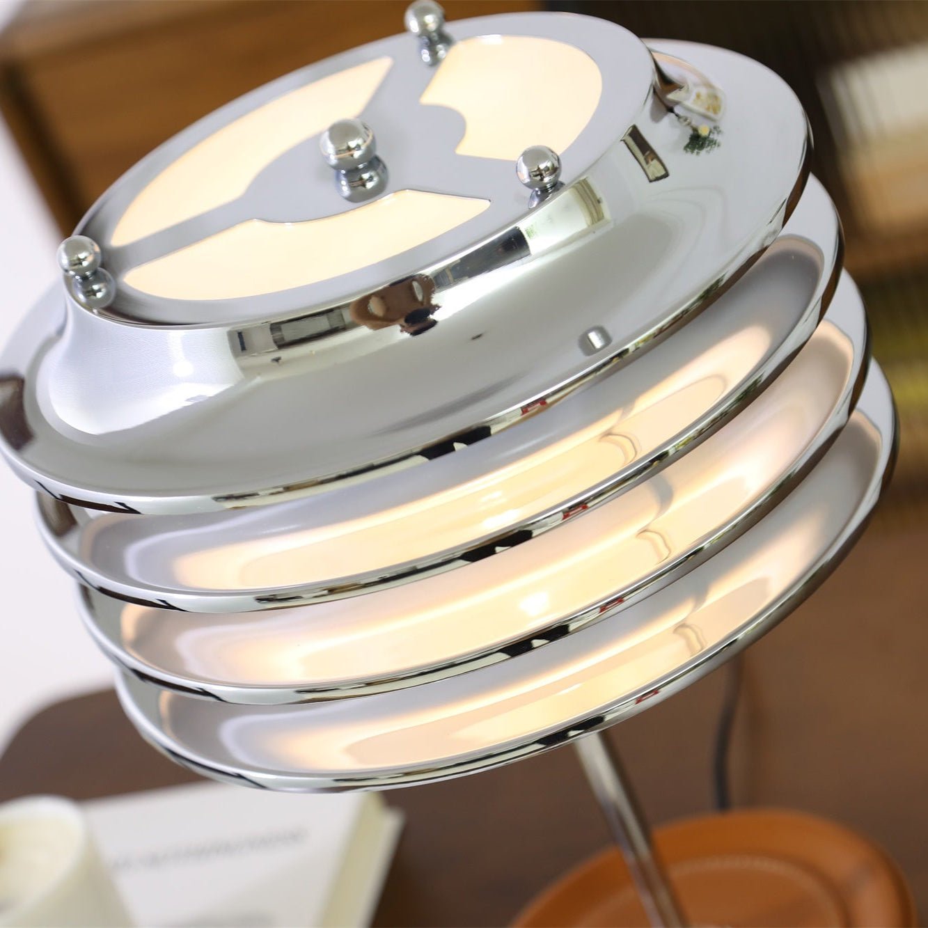 Kaelux Table Lamp