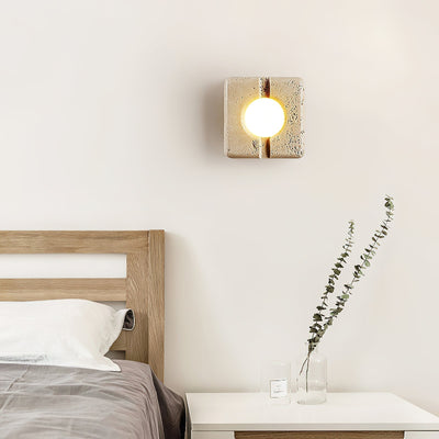 Renorenne Wall Lamp