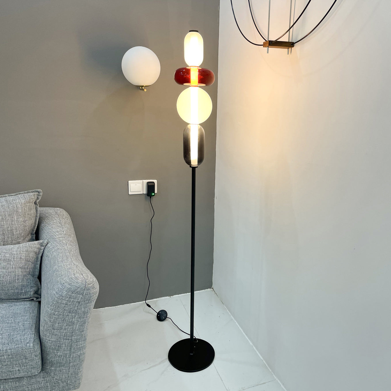 Lioroia Floor Lamp