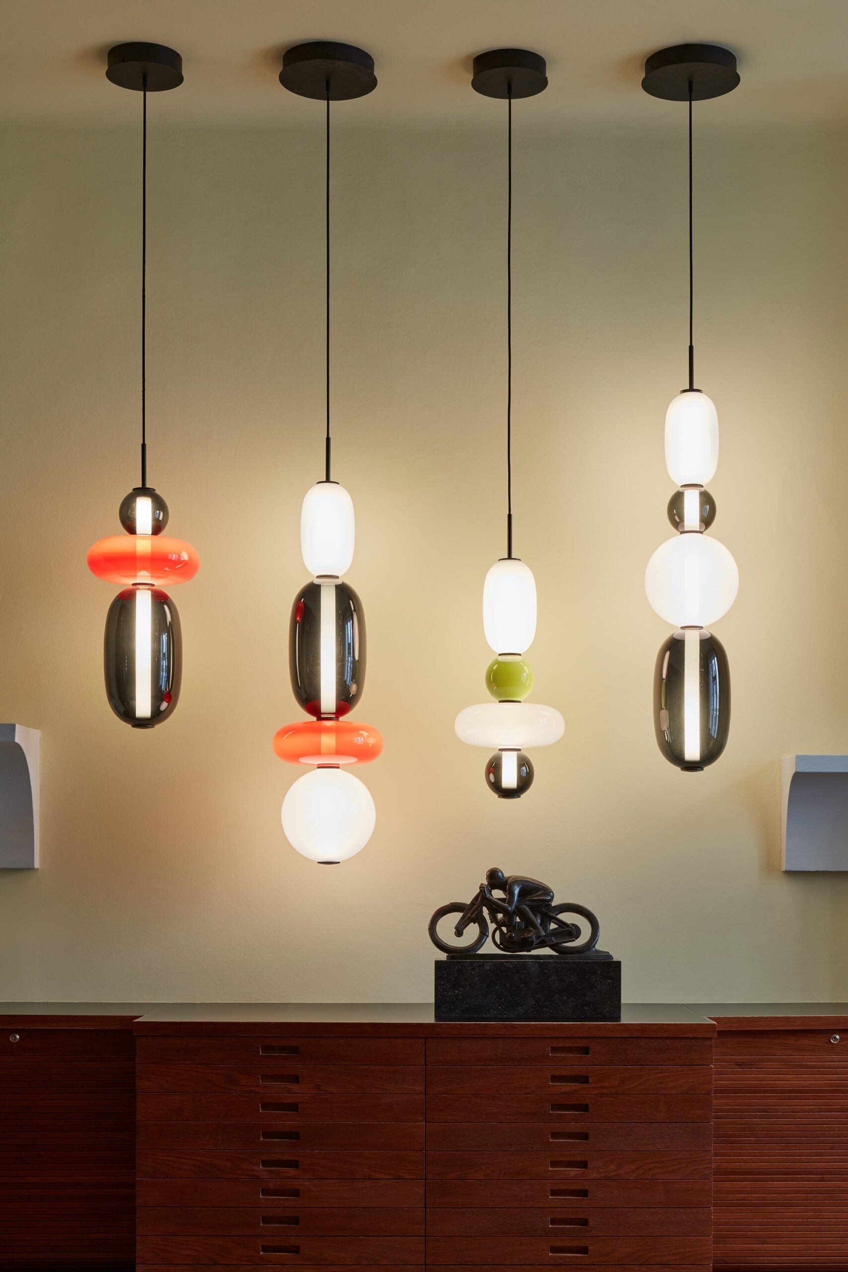 Zodore Premium Art Stained Glass Pendant Lamp - Neutral Decor