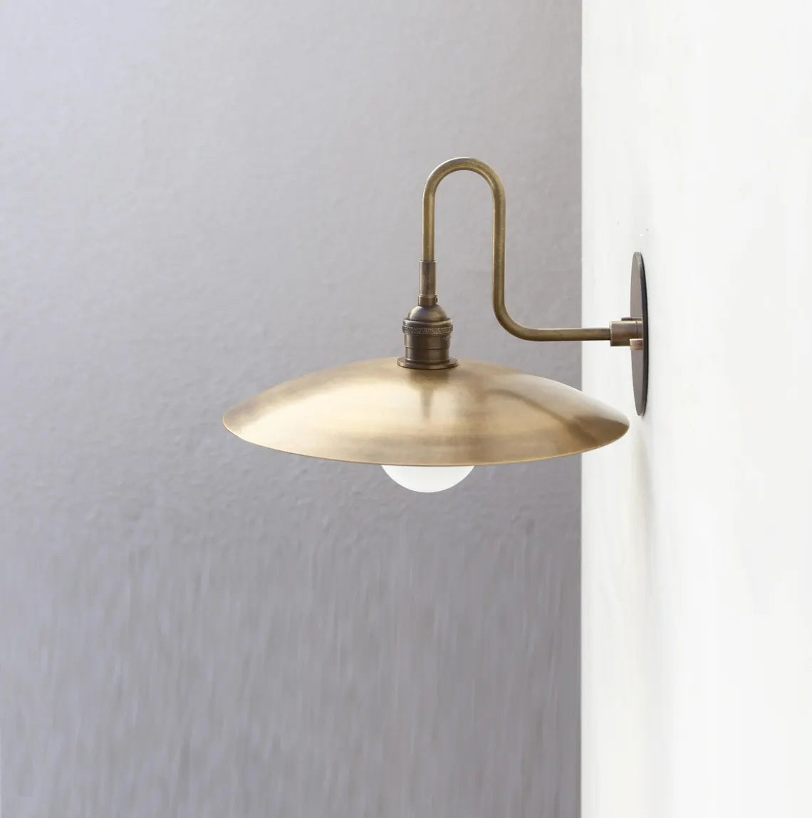 Reneneria Wall Lamp