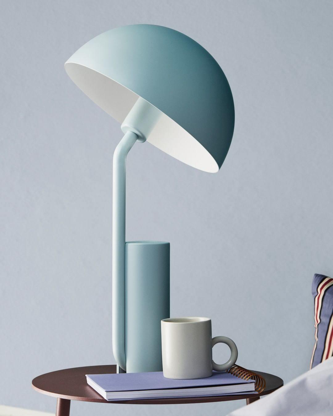 Filaian Contemporary Table Lamp