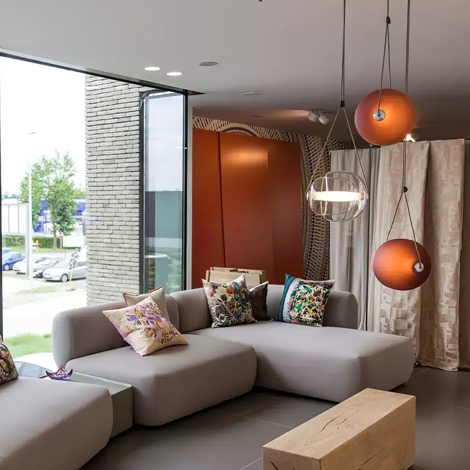 Ovexa Contemporary Glass Pendant Light