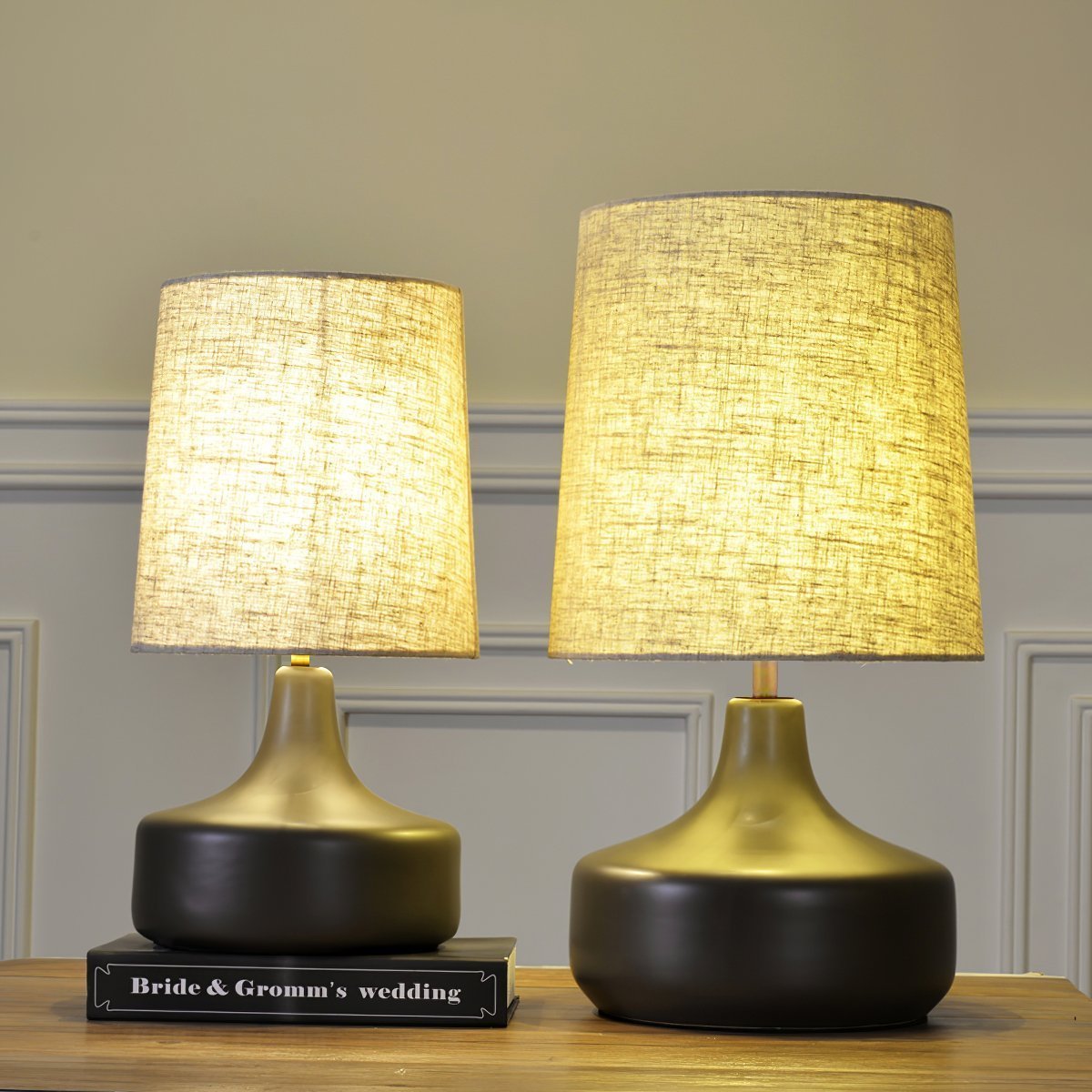 Olenvaris Ceramic Table Lamp