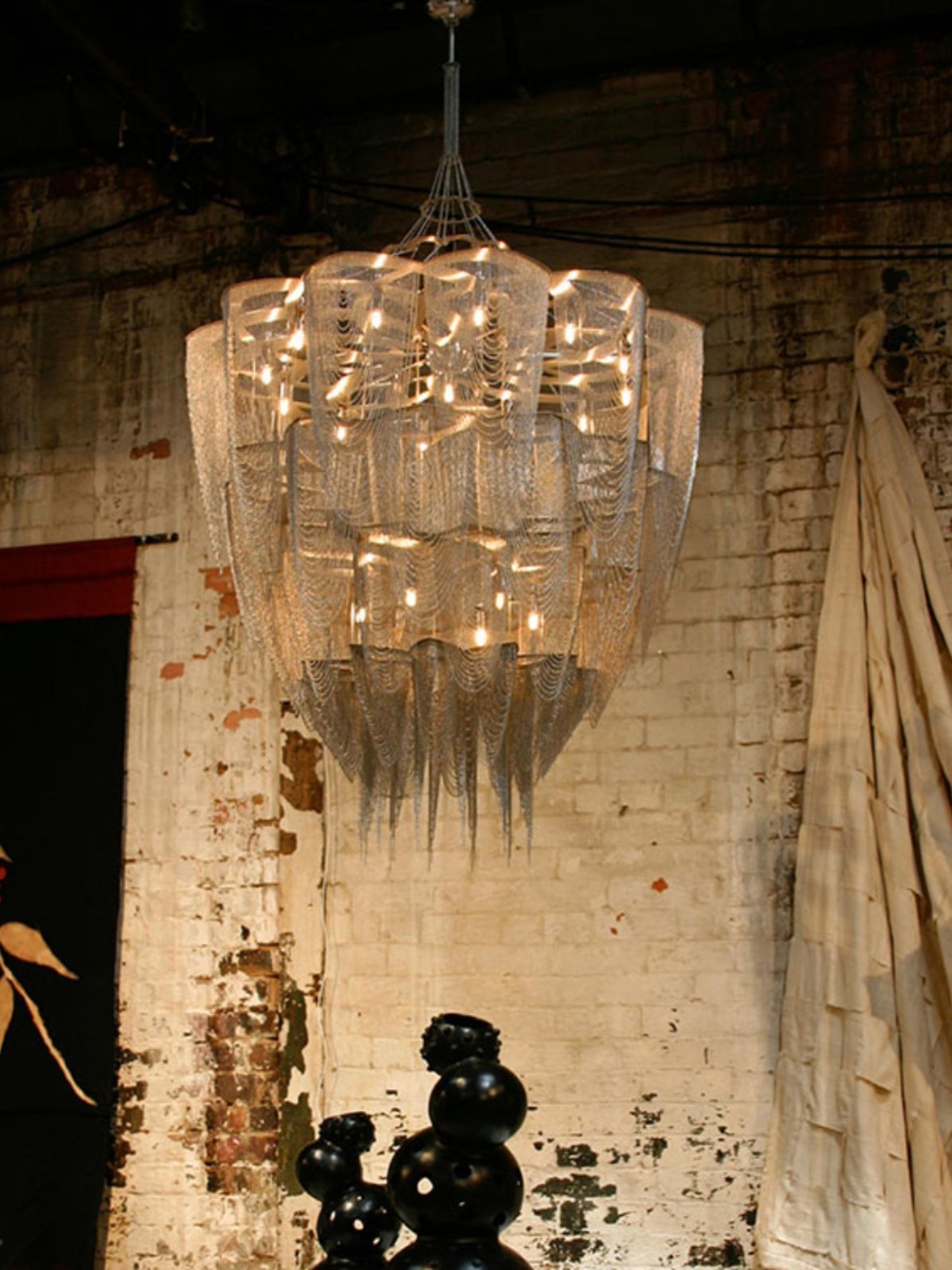 Fereraria Cascade Aluminum Chain Chandelier