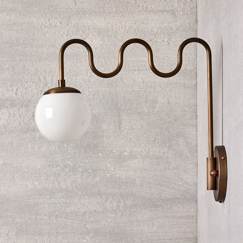 Averyn  Wall Lamp