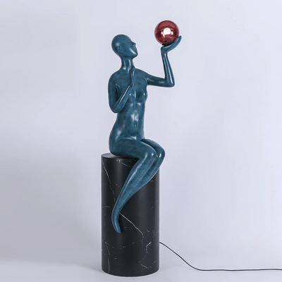 Liorael Poise Sculpture Lamp