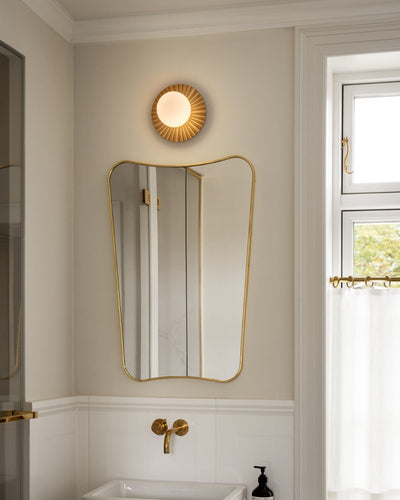 Irinor Premium Nordic Art Brass Wall Lamp