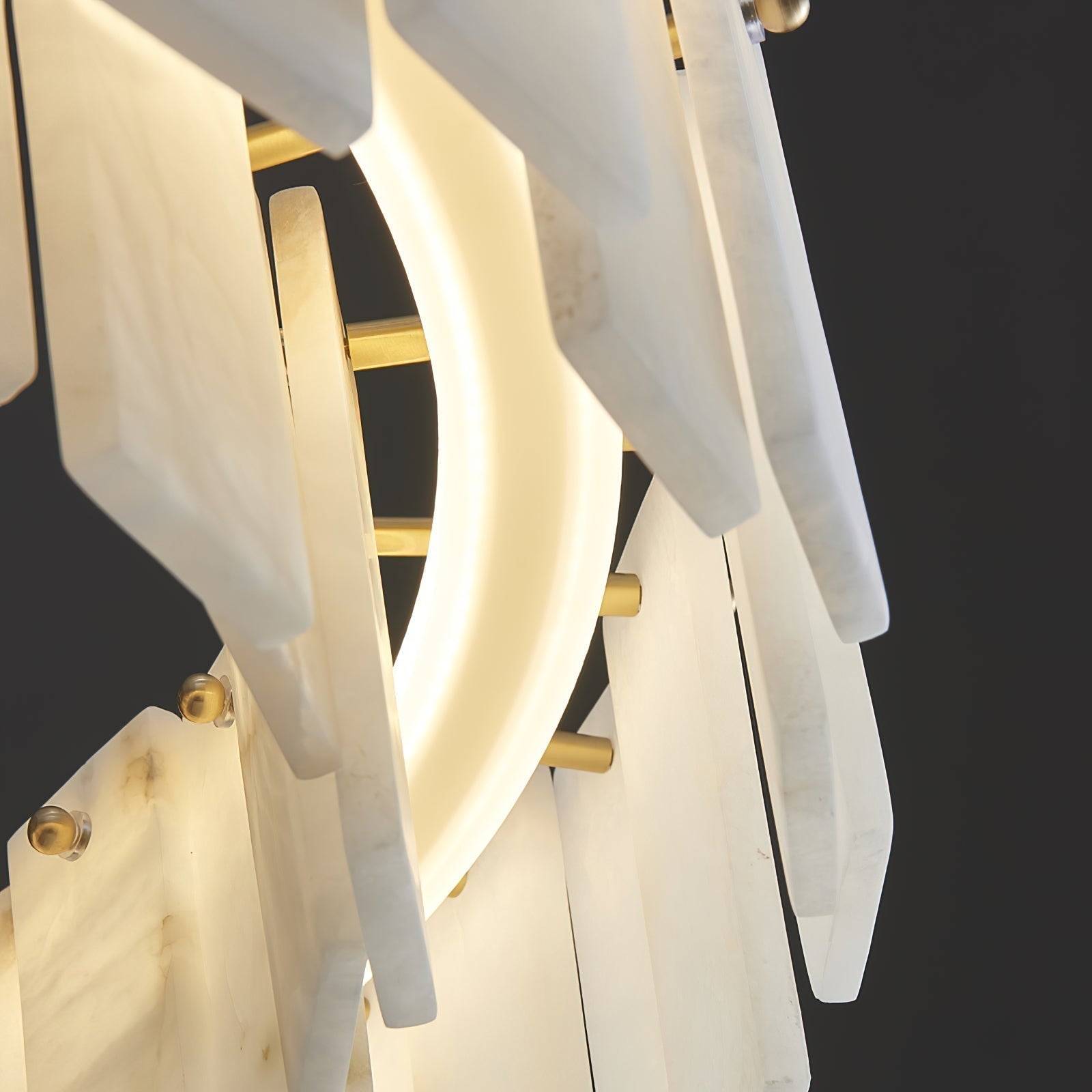 Avenoora Chandelier