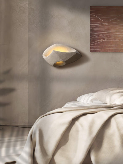 Tora Wall Lamp