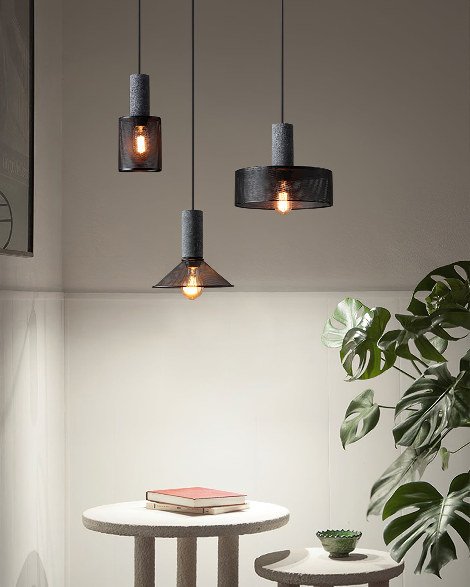 Lumeraine Cement Mesh Pendant Light