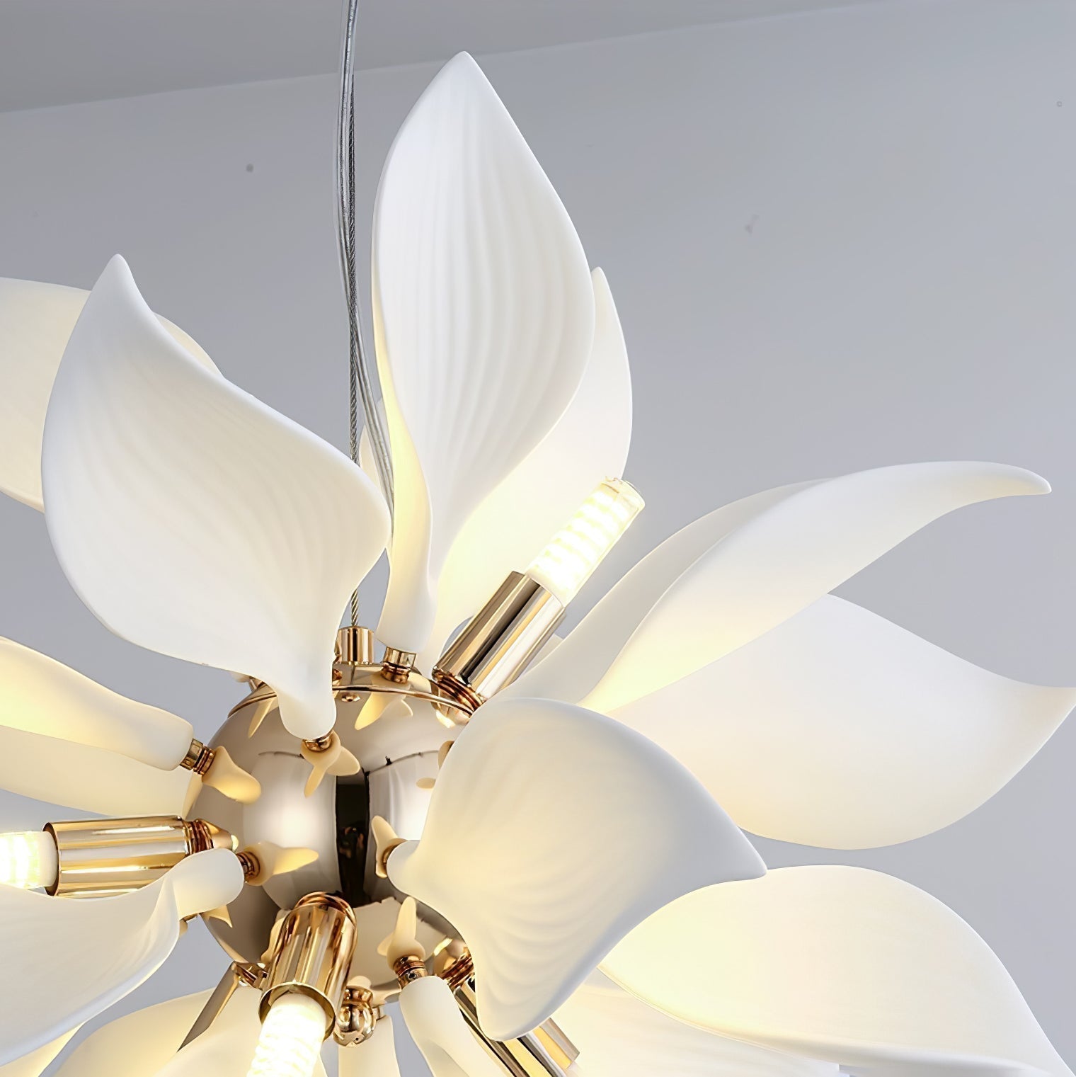 Avir Pendant Lamp Ceramic Petals Blooming