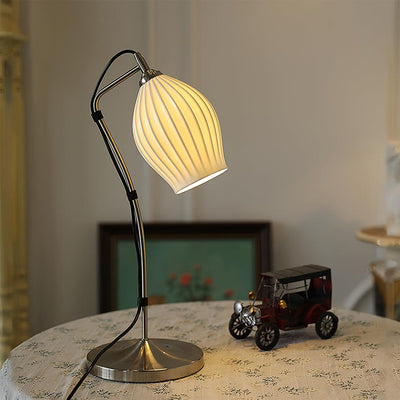 Cirarina Vintage Table Lamp