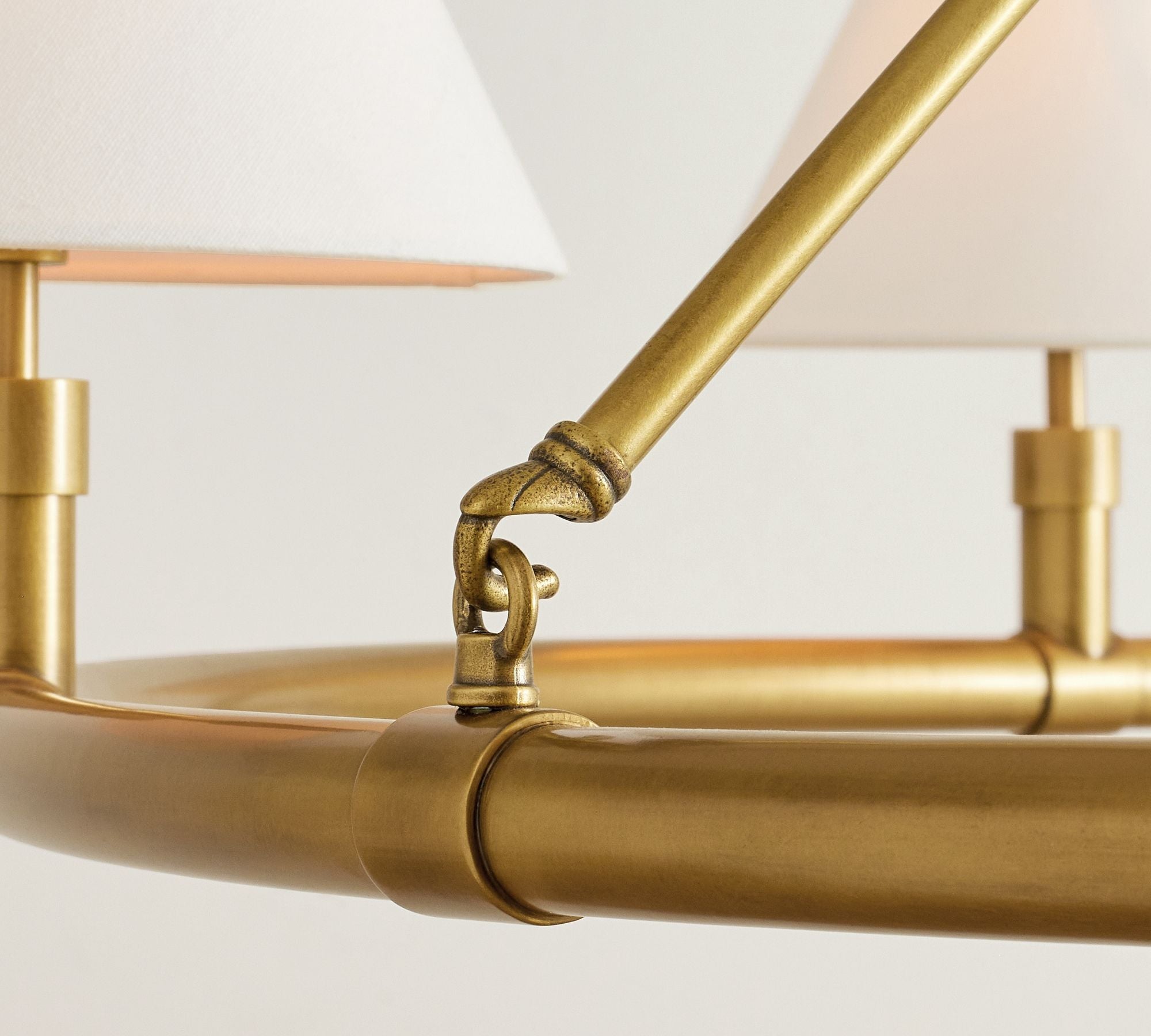 Nororiel Chandelier