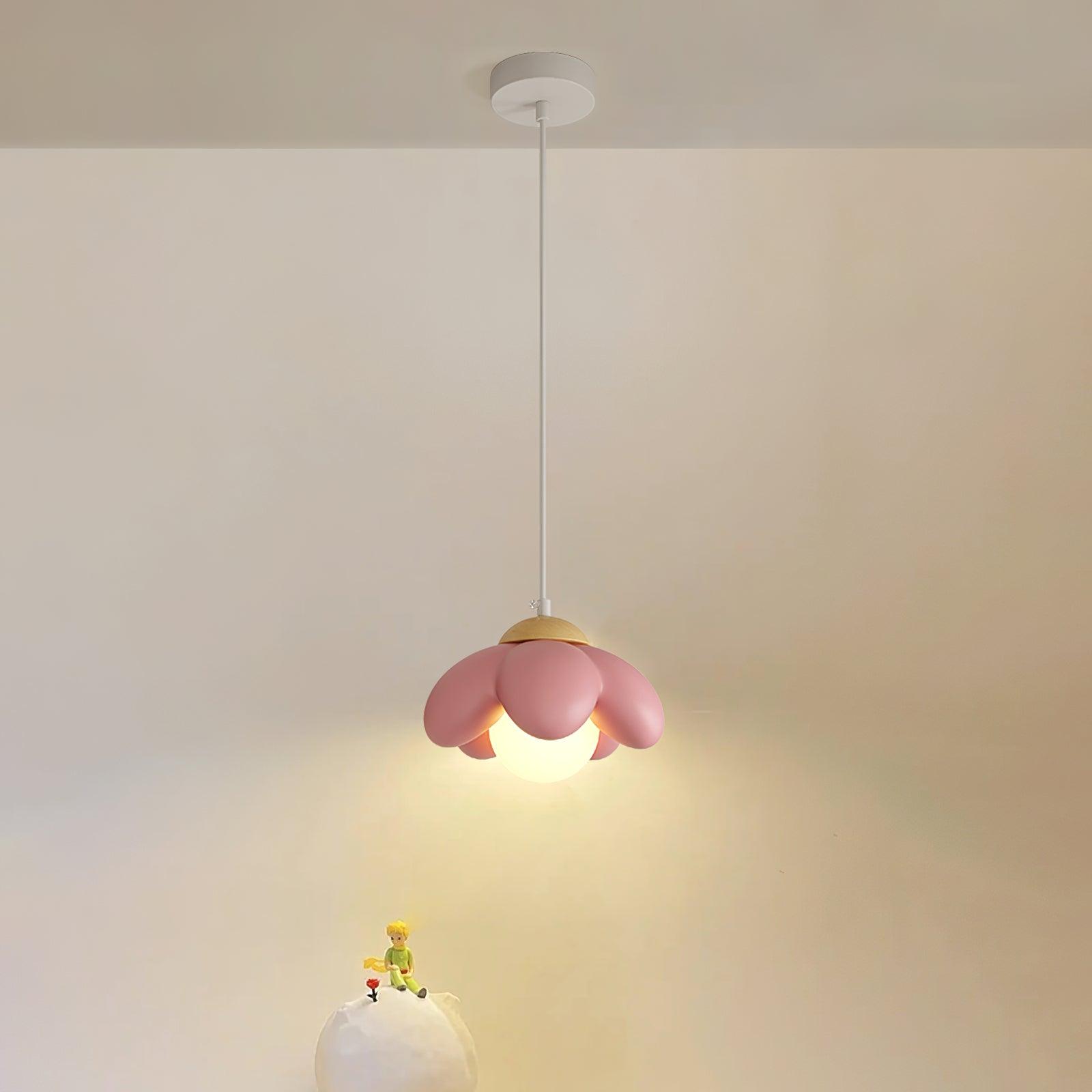 Clae Resin Cozy Artistic Pendant Lamp