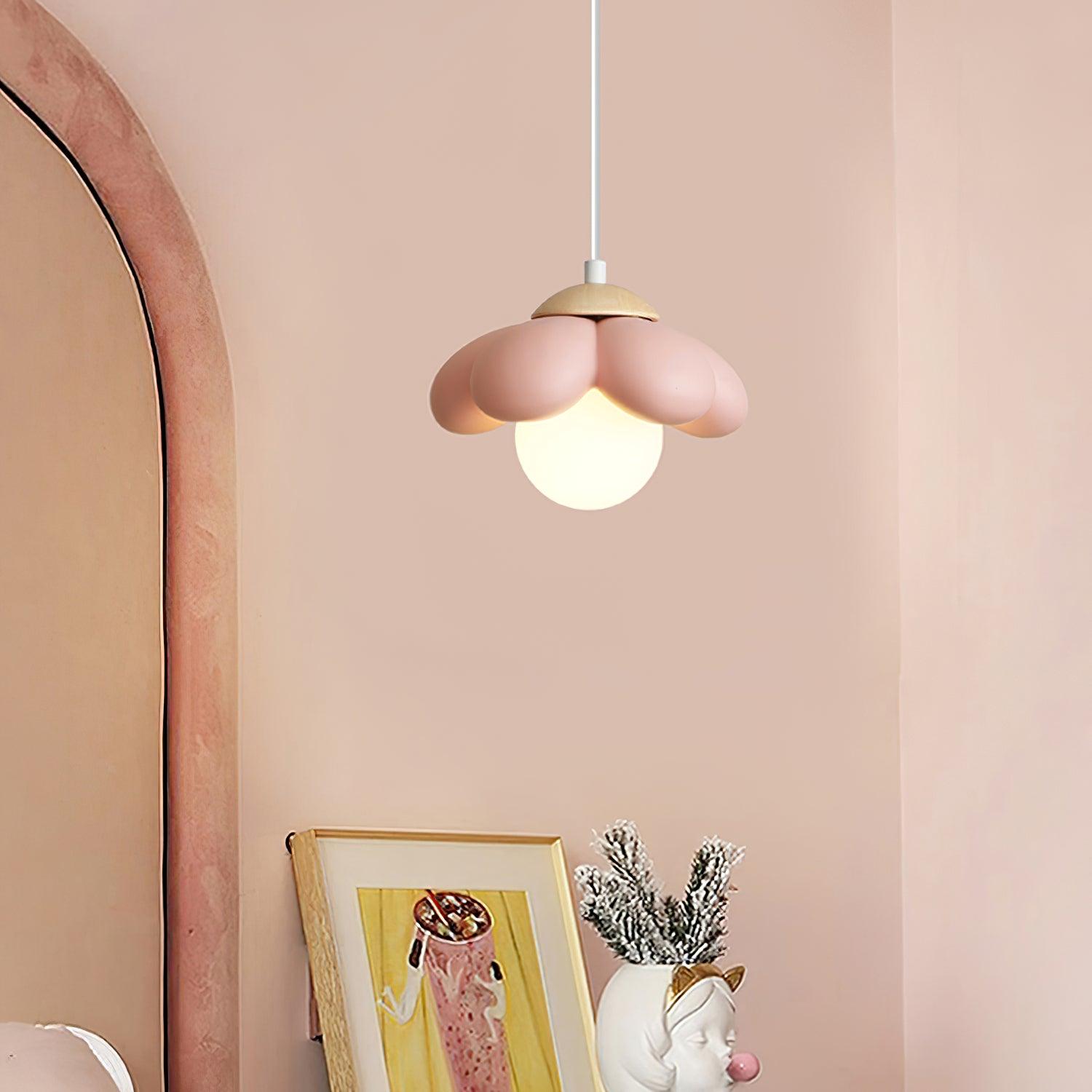 Clae Resin Cozy Artistic Pendant Lamp