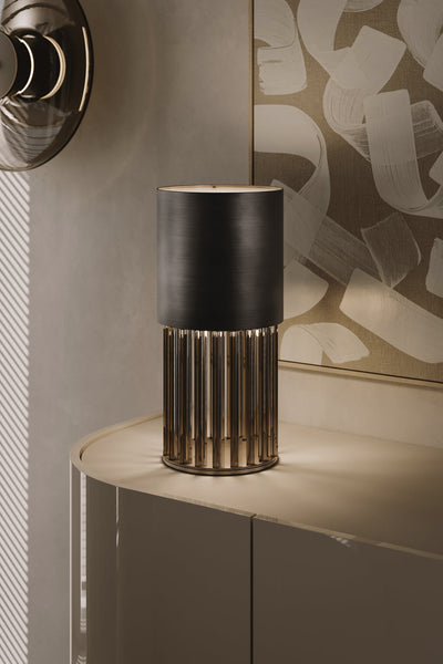 Avenanaya Table Lamp