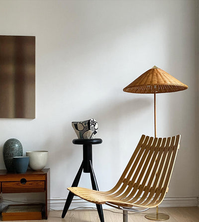 Docor Minimalist Floor Lamp