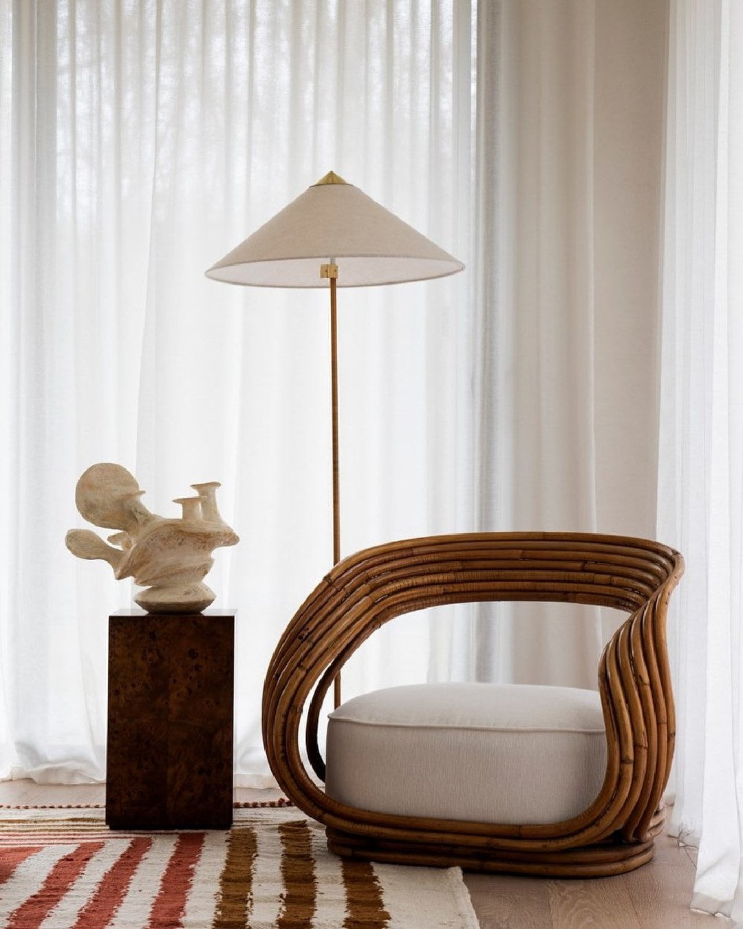 Docor Minimalist Floor Lamp