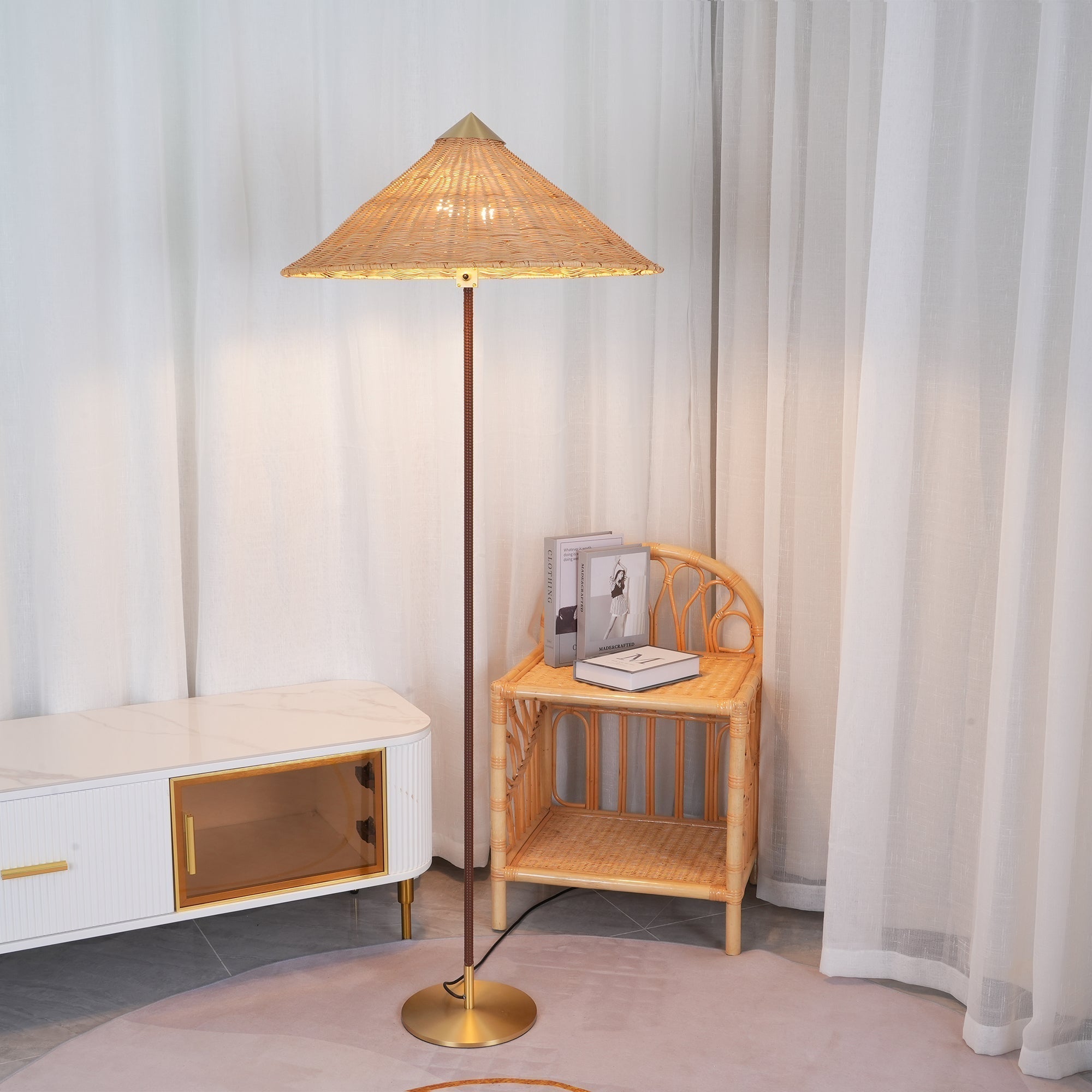 Docor Minimalist Floor Lamp