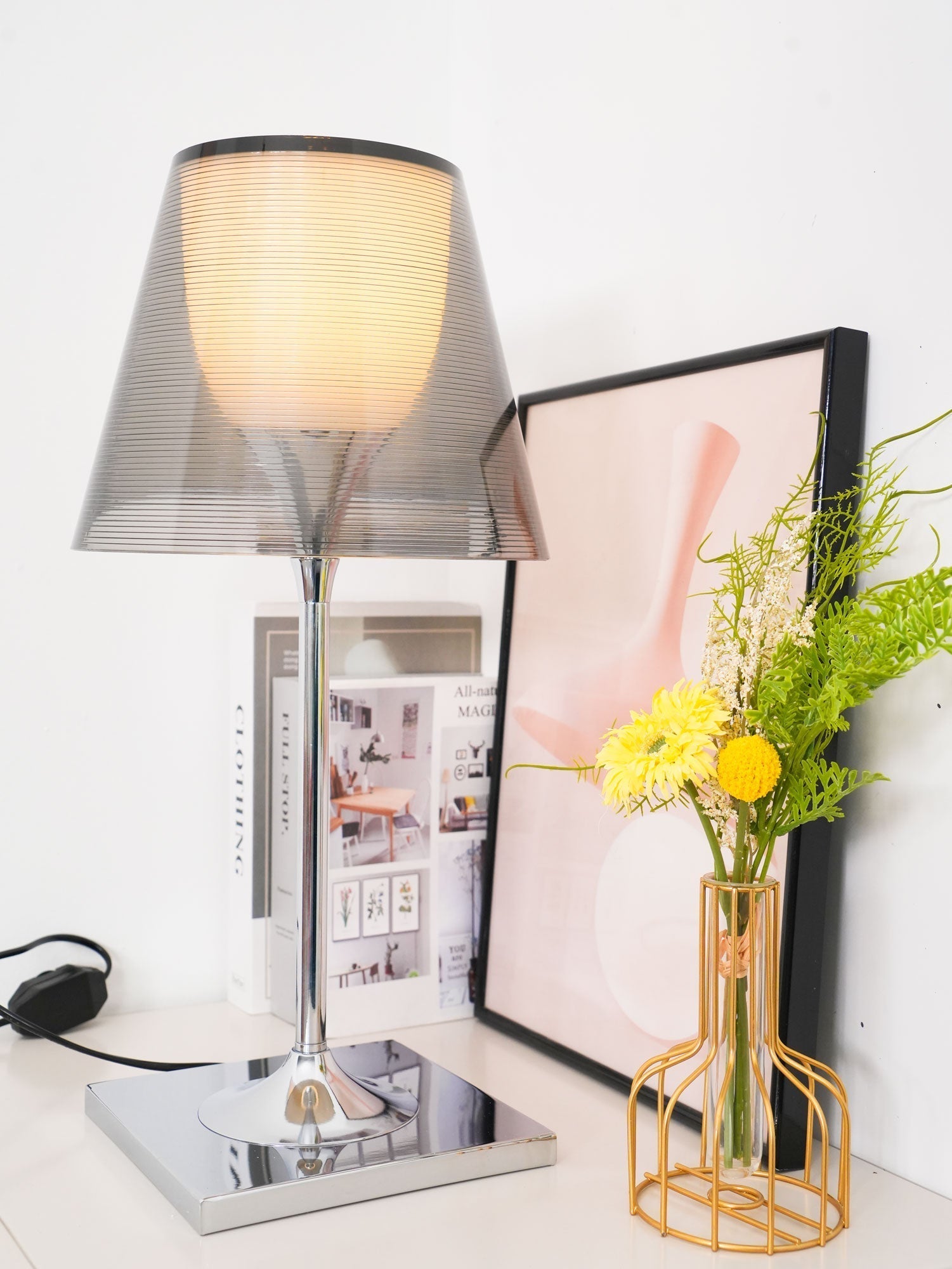 Bravon Plastic Table Lamp