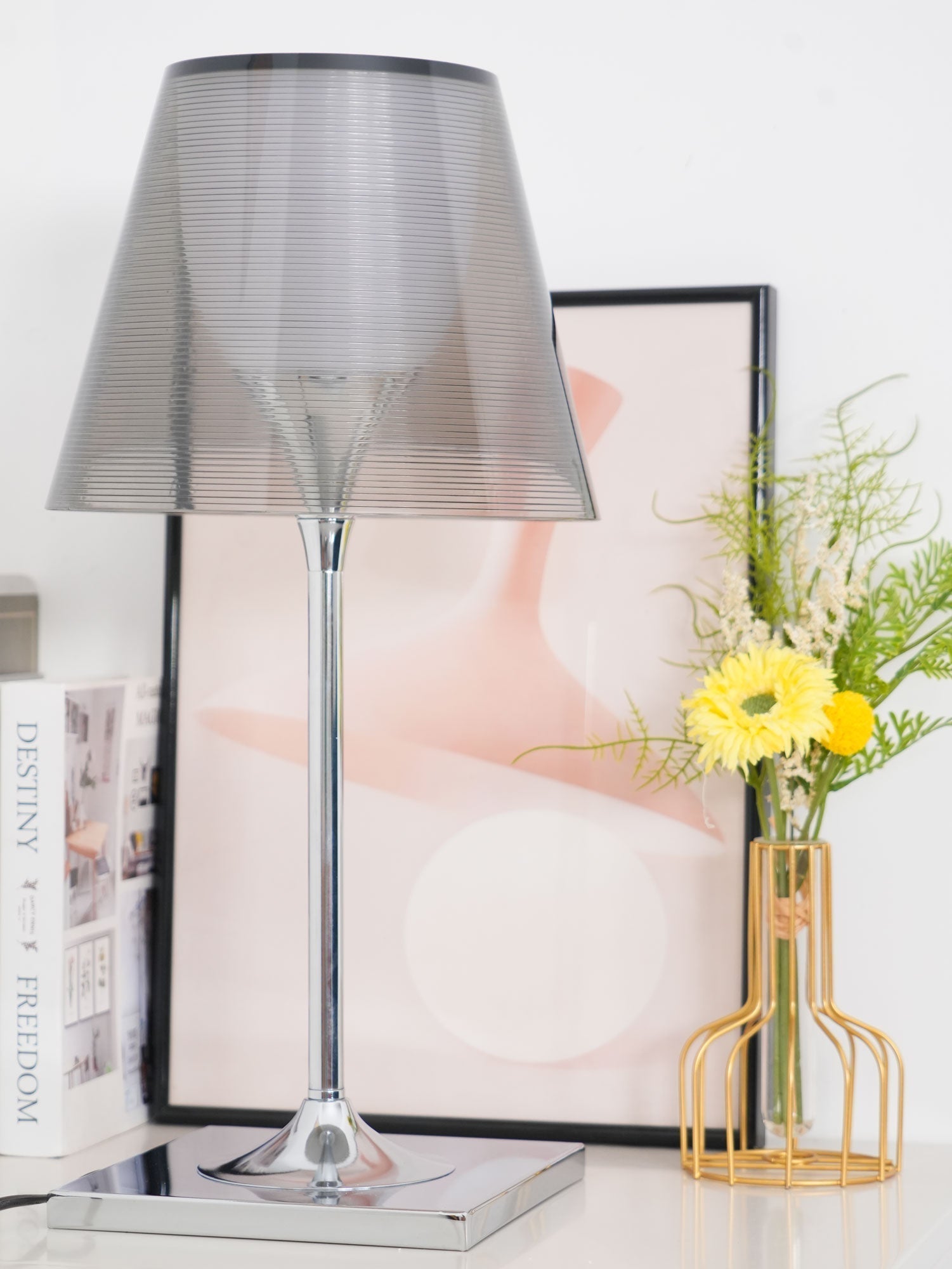 Bravon Plastic Table Lamp