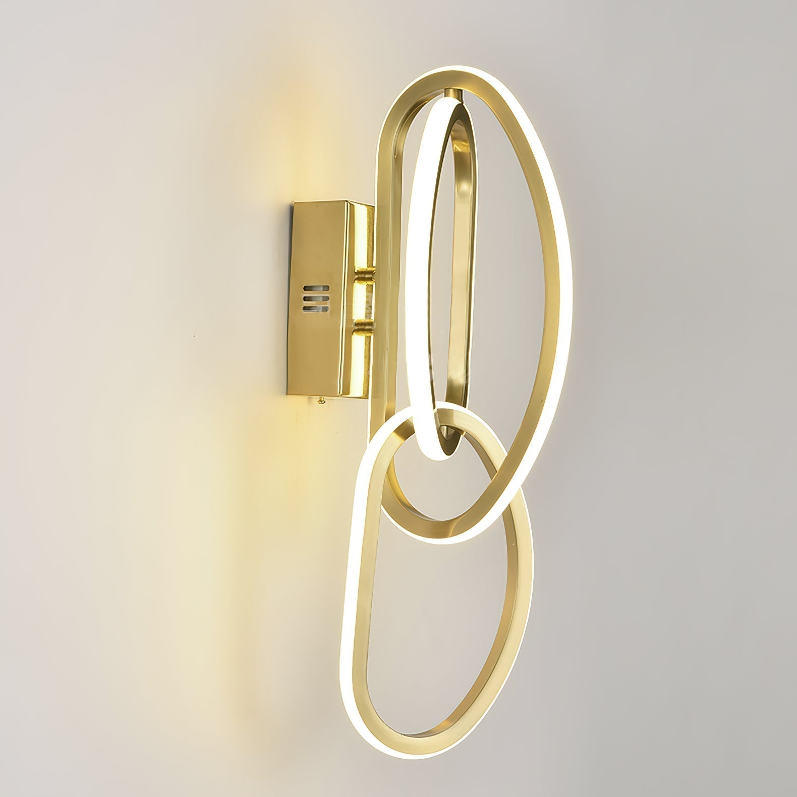 Riviaria LED Wall Lamp