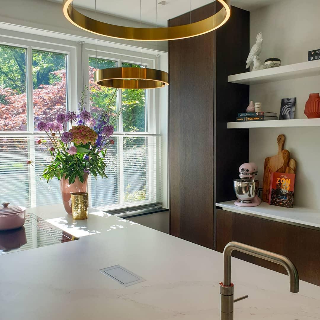 Frixx Modern Minimalist Chandelier
