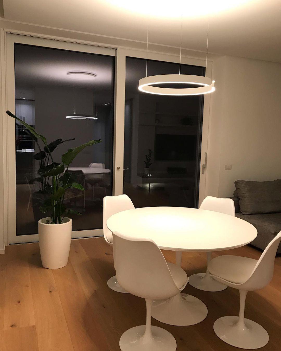 Frixx Modern Minimalist Chandelier