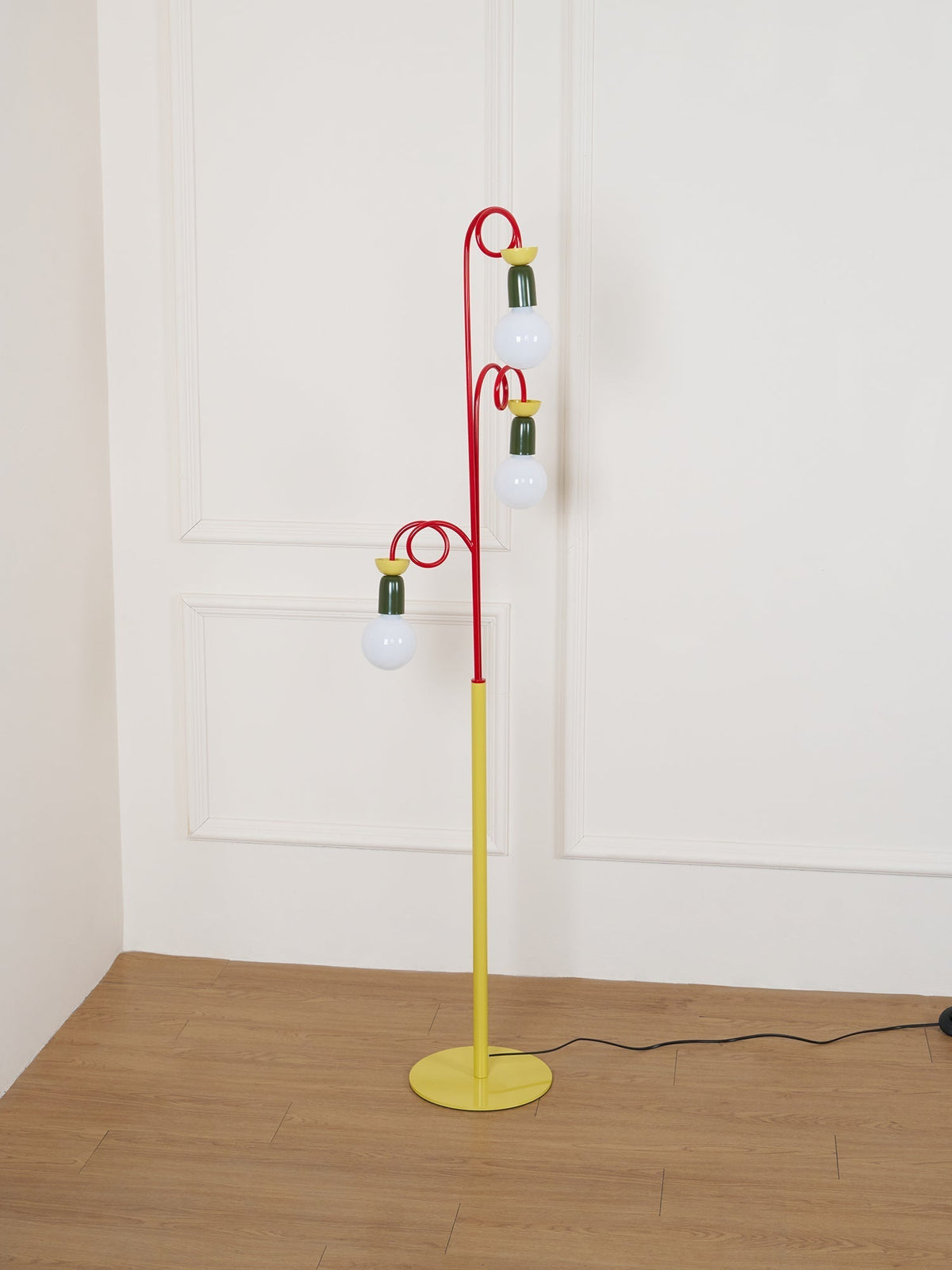 Erzoril Industrial Iron Floor Lamp