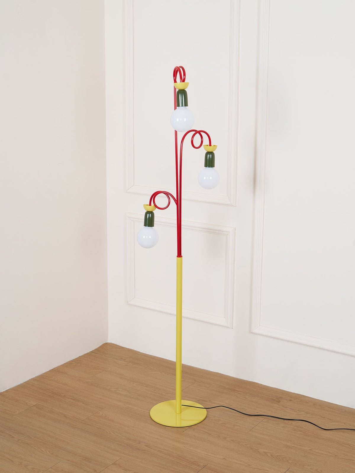 Erzoril Industrial Iron Floor Lamp