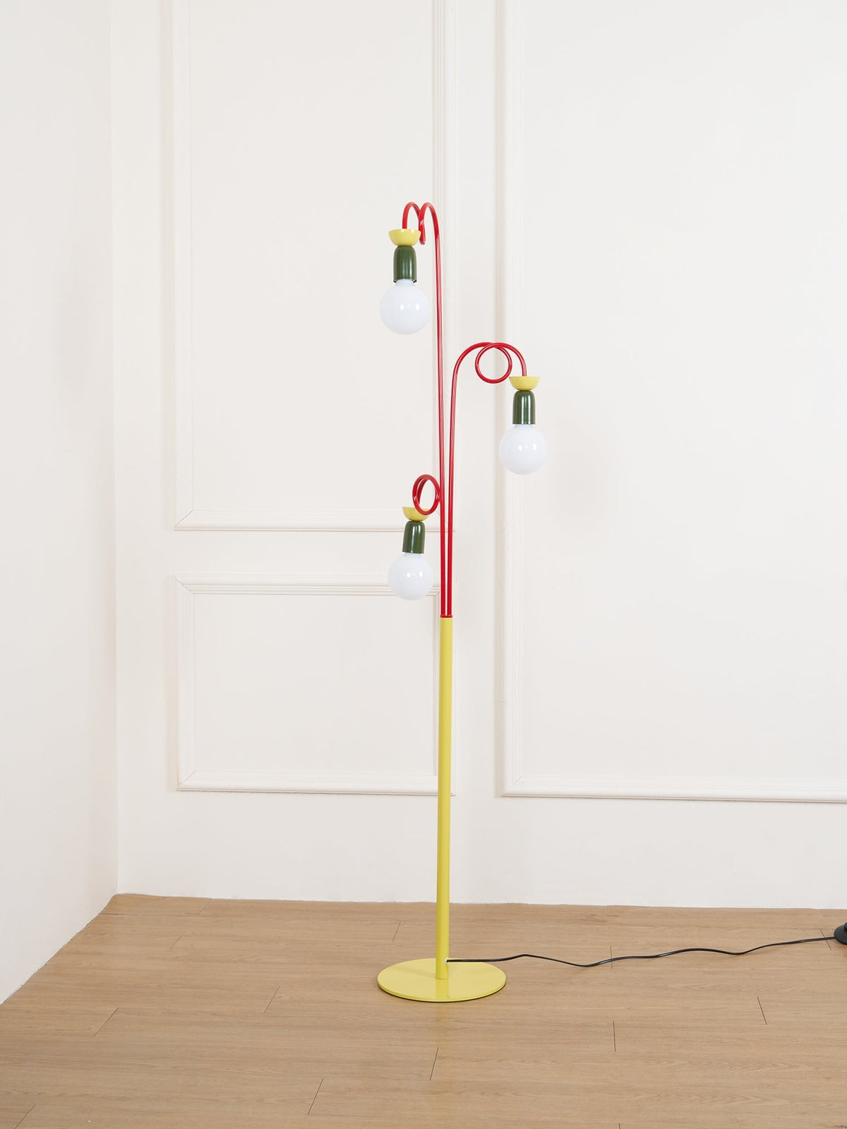 Erzoril Industrial Iron Floor Lamp