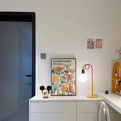 Trilo Glass Playful Table Lamp