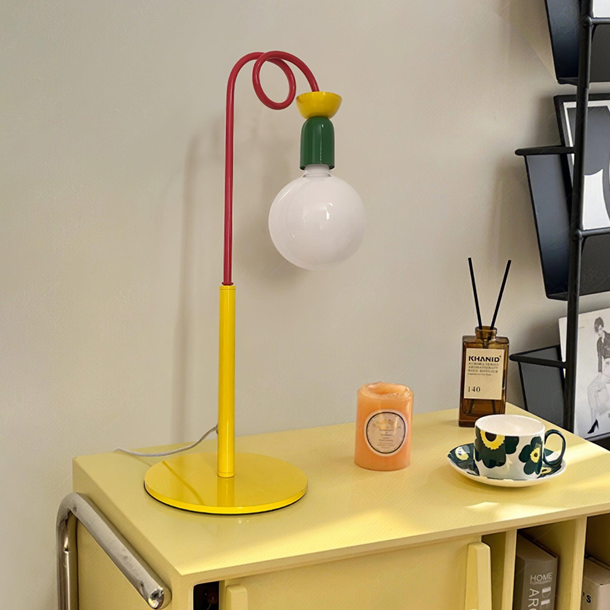 Trilo Glass Playful Table Lamp