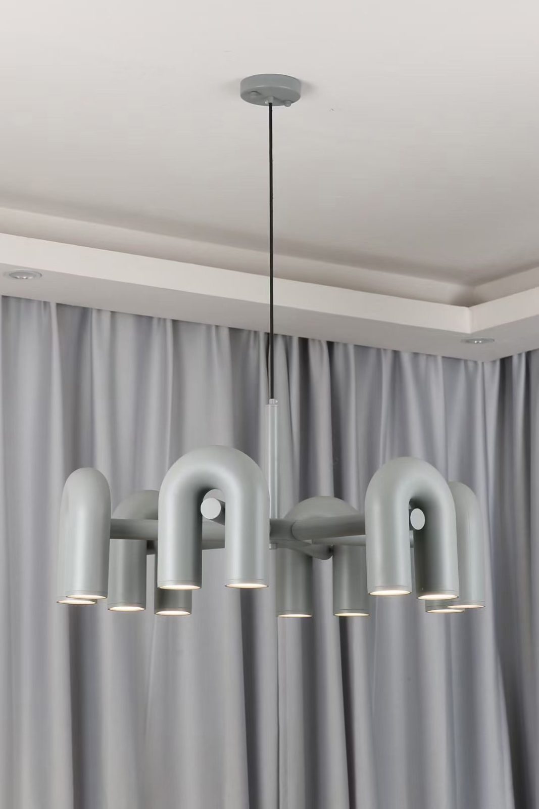 Soroissa Chandelier Cirkus U Shape