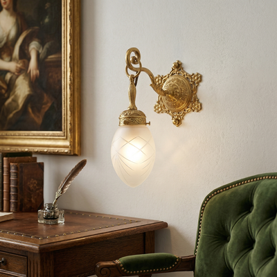 Varessa Classic Wall Lamp