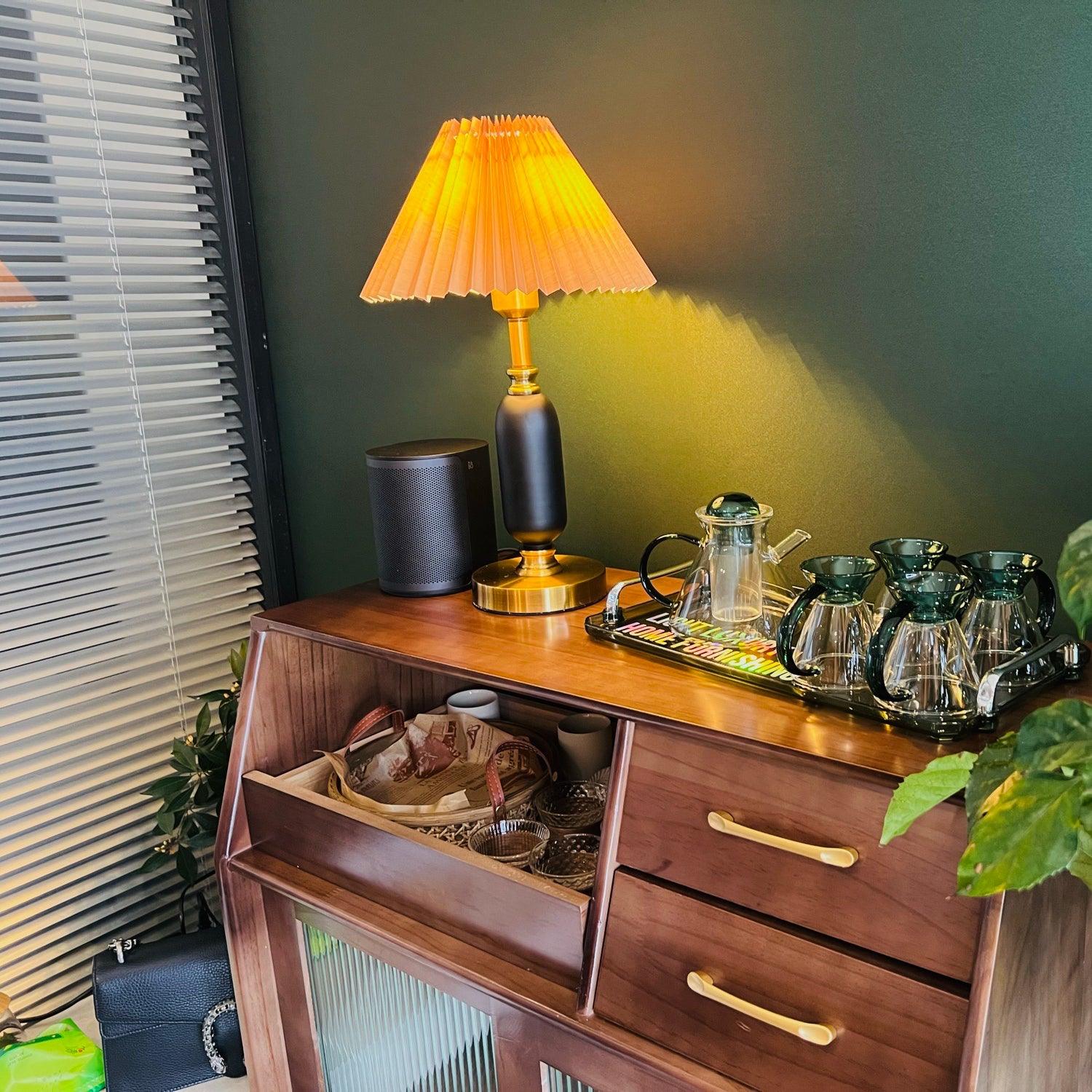 Aurmarila Fabric Table Lamp