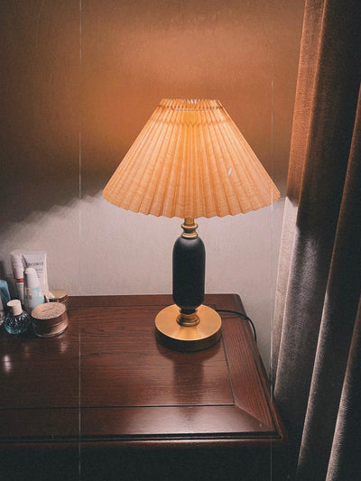 Aurmarila Fabric Table Lamp