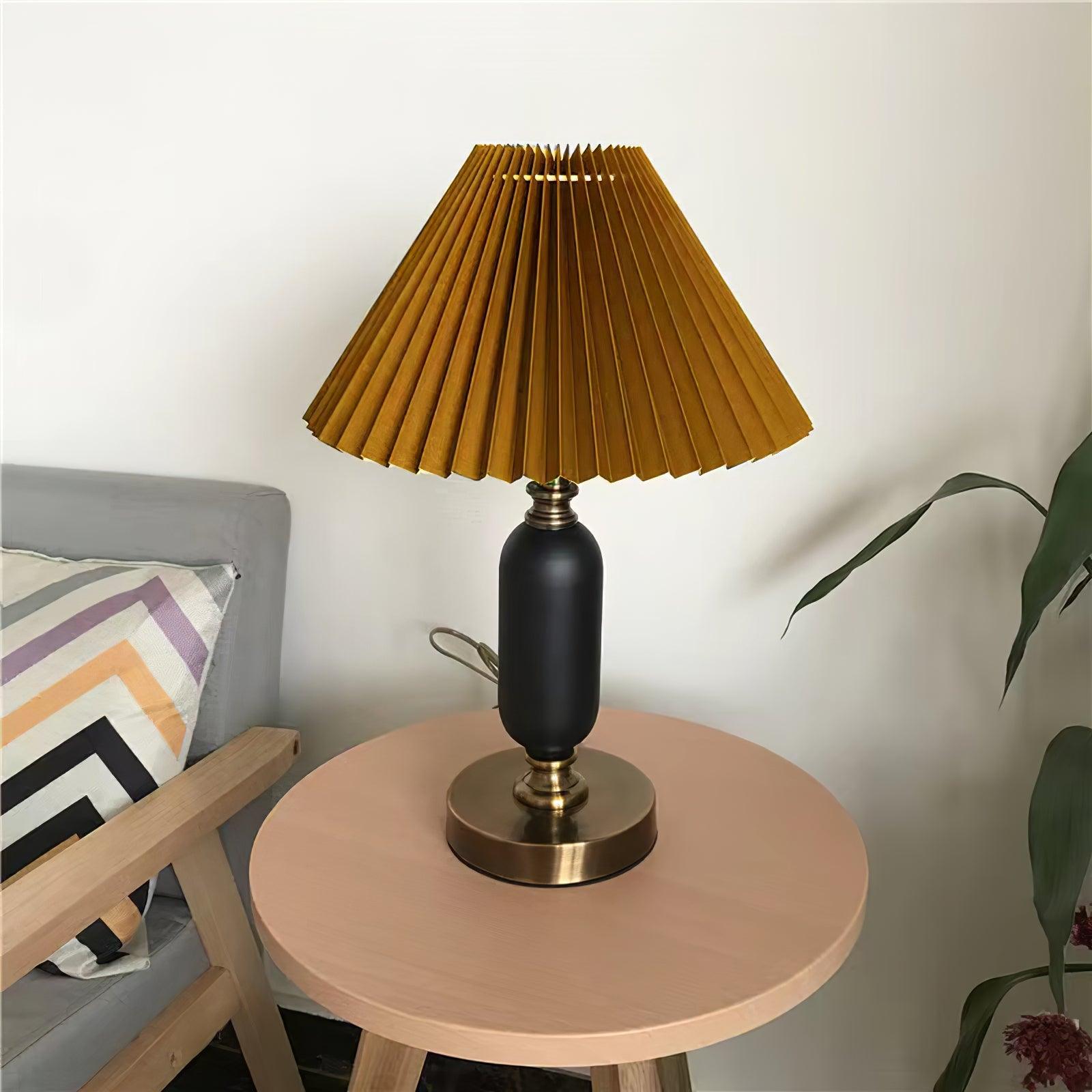 Aurmarila Fabric Table Lamp