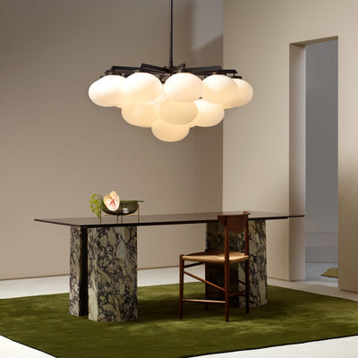 Avenineon Chandelier