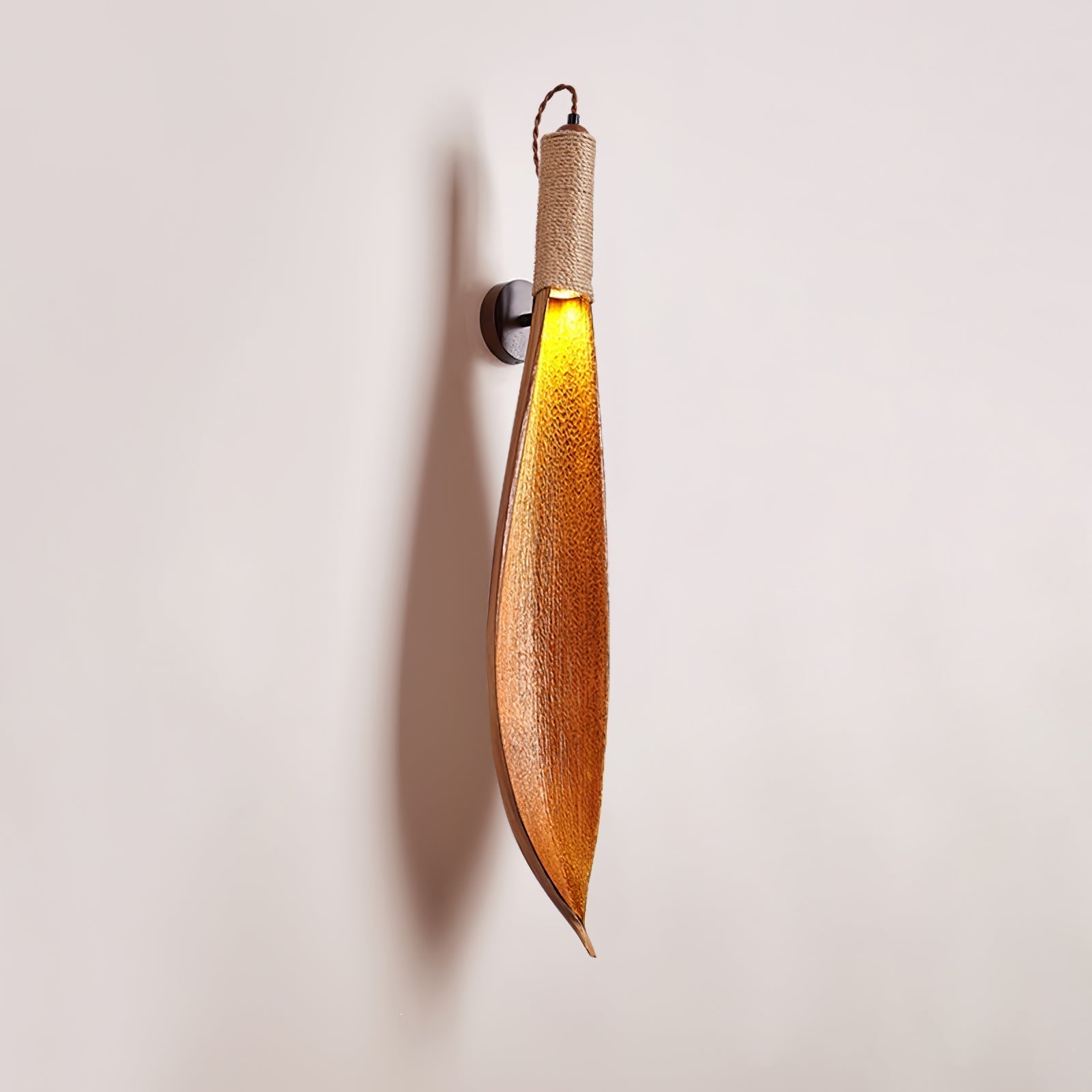 Camarila Individual Creativity Leaf Sconce Wall lamp