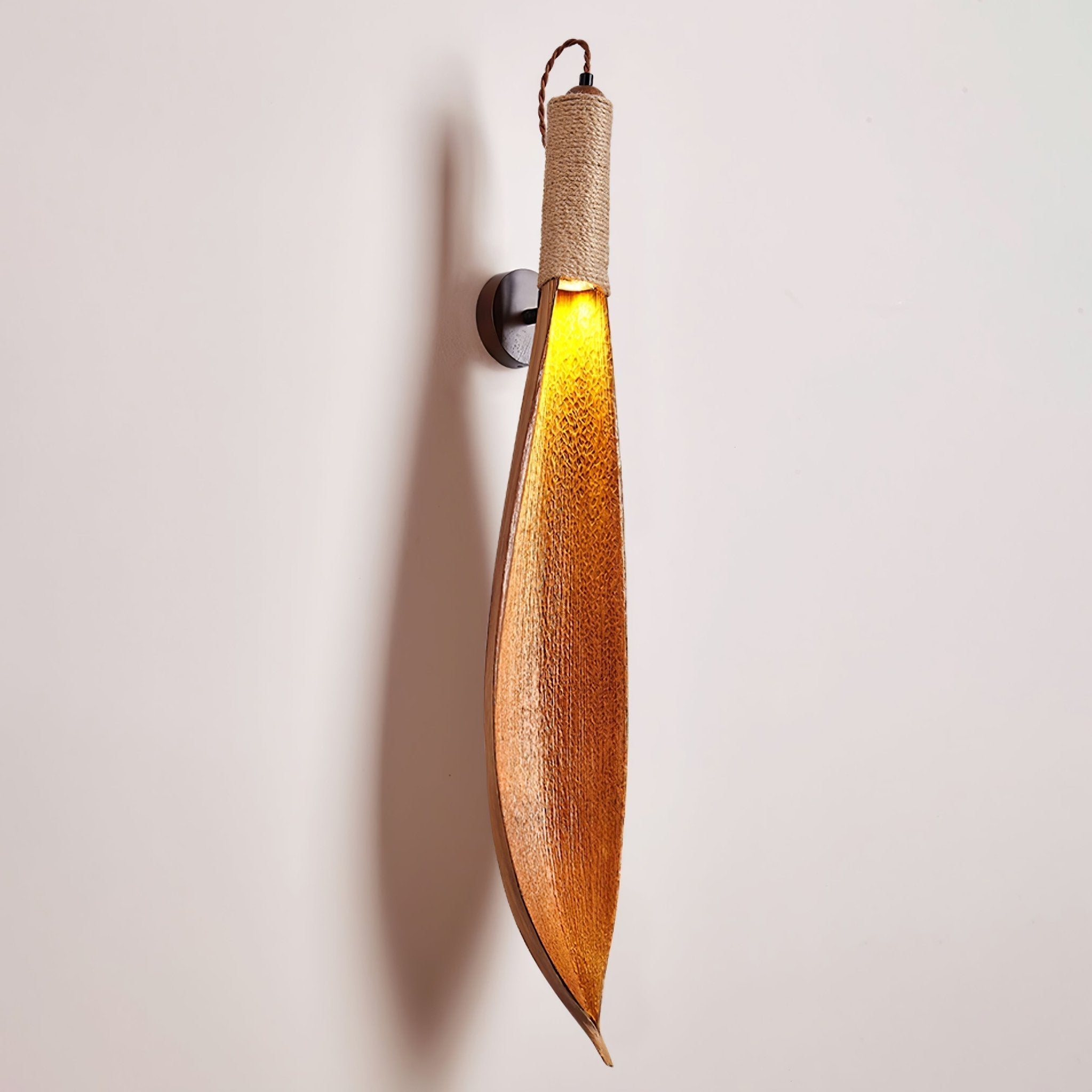 Camarila Individual Creativity Leaf Sconce Wall lamp