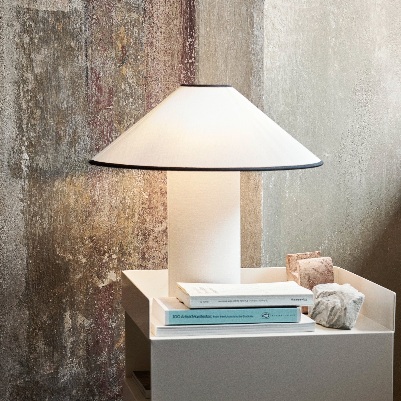 Maddy Minimalist Table Lamp