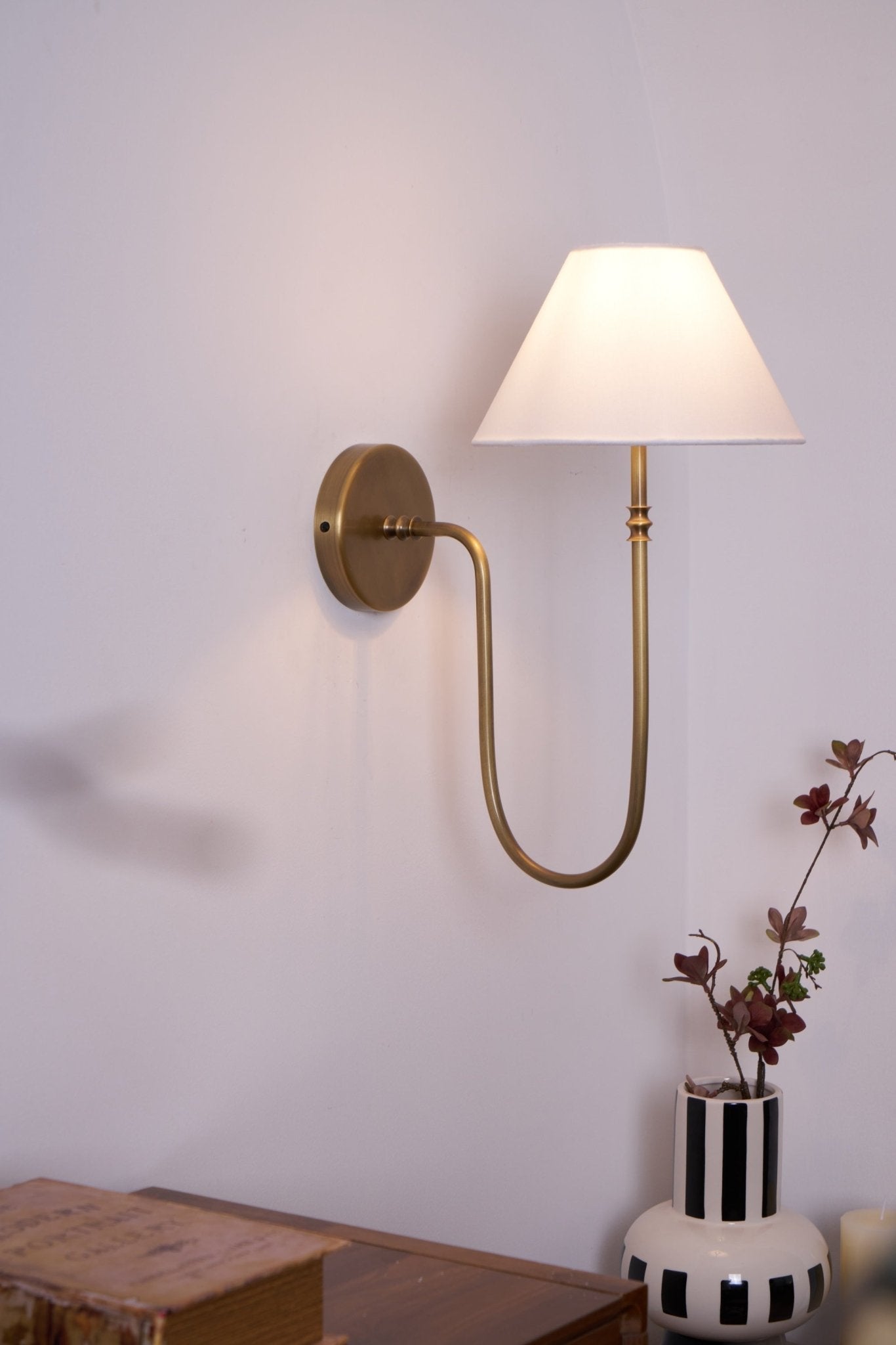 Devenq Vintage Industrial Fabric Wall Light