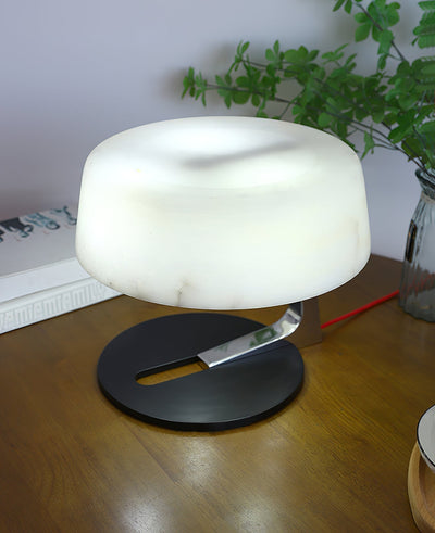 Nysolora Dome Alabaster Table Lamp