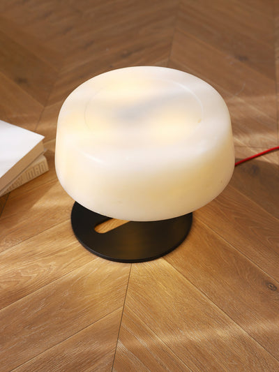 Nysolora Dome Alabaster Table Lamp