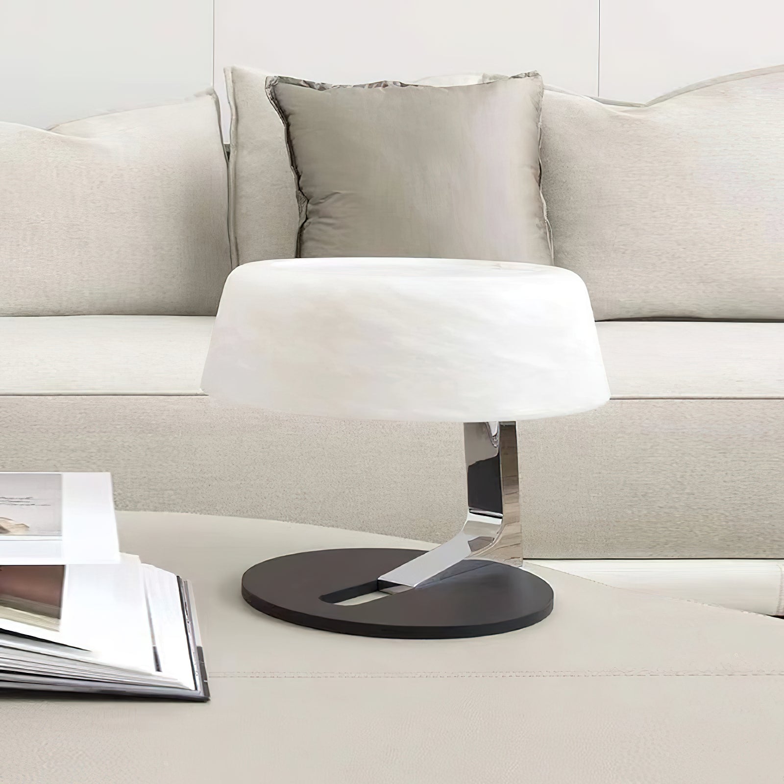 Nysolora Dome Alabaster Table Lamp